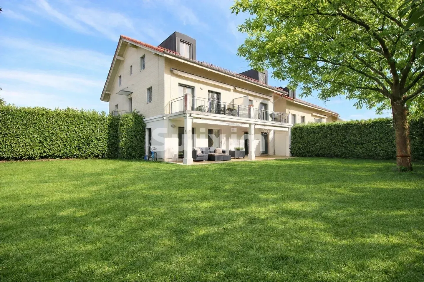 Geräumige Gartenwohnung, die ihre eigene Etage einnimmt - Foto 1 von 6