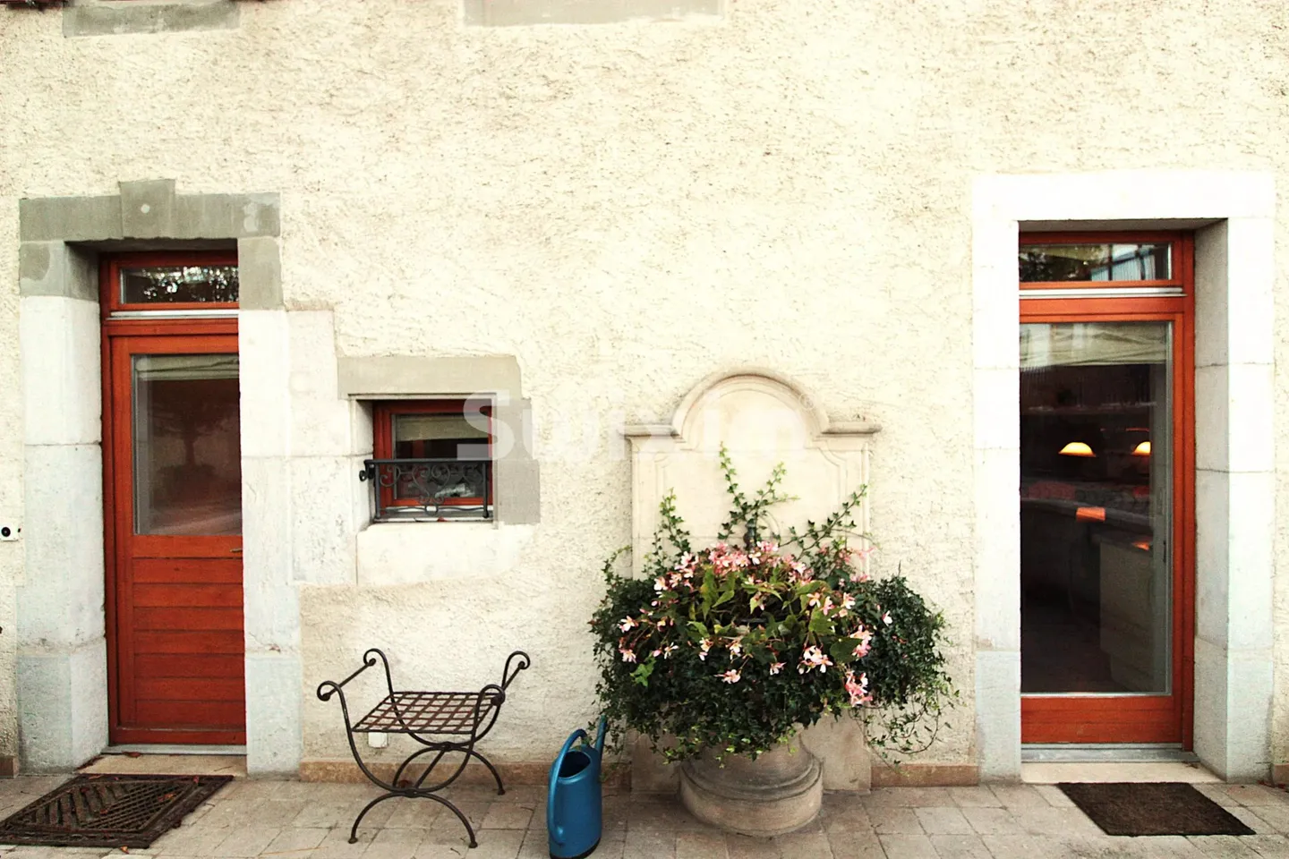 Spacious charming village house - Photo 2 of 3