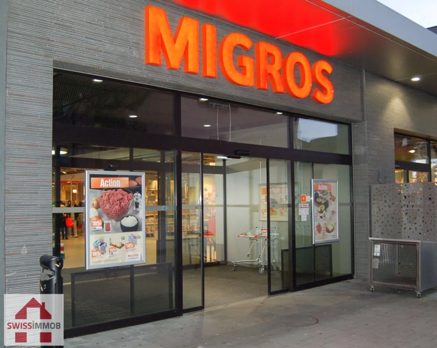 Zentraler Parkplatz in Clarens - Foto 2 von 4