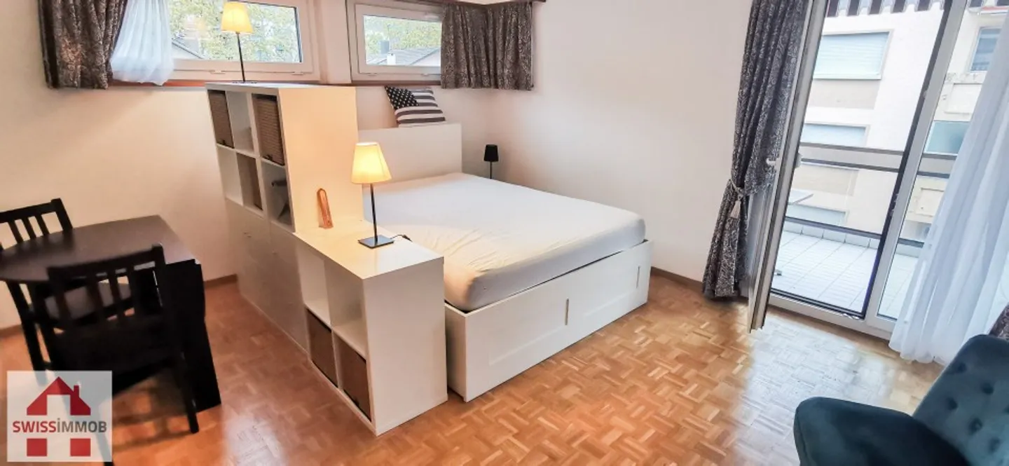 STUDIO ARREDATO NEL CUORE DI CLARENS - Foto 2 di 5