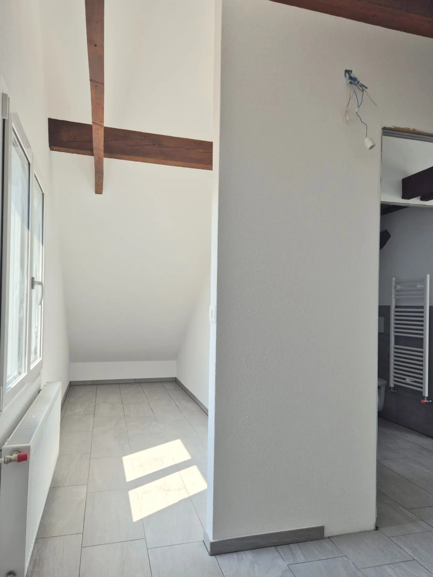 Magnifique appartement en attique avec balcon - Photo 6 sur 10