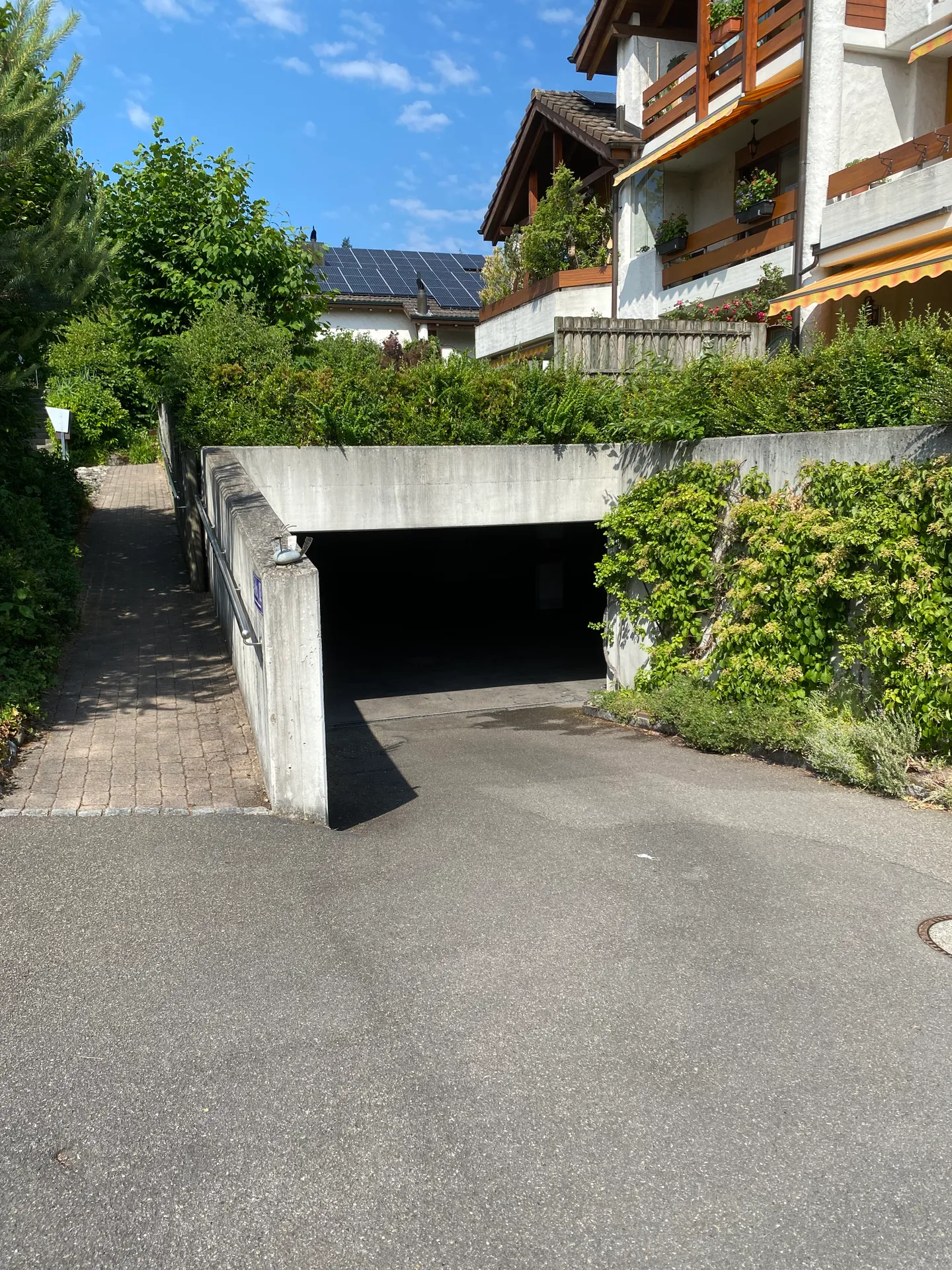 Zentrale Wohnung/Büro in Winterthur - Foto 8 von 8