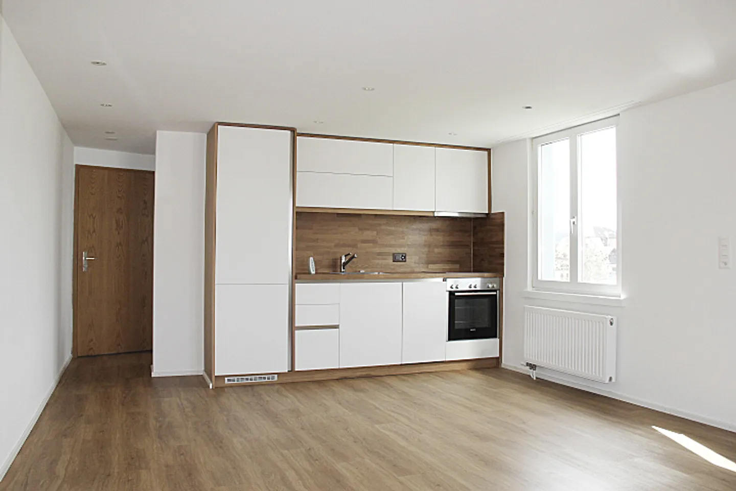 Appartement 1.5 pièces baigné de lumière - Photo 1 sur 5