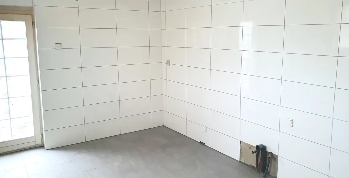 Spazio commerciale con grande terrazza, ideale per caffè/nido/studio di Pilates o yoga - Foto 5 di 8