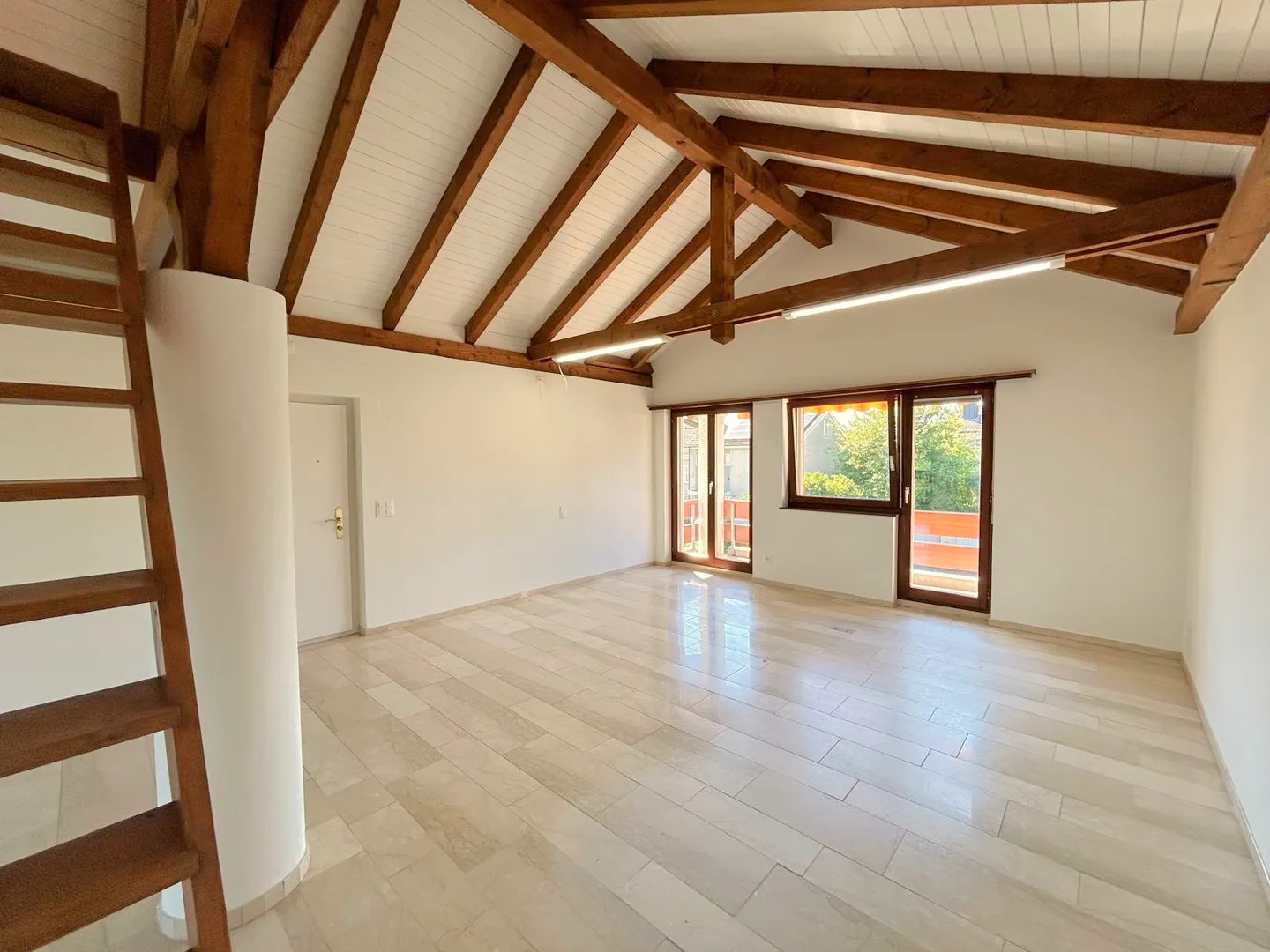 Appartement/Bureau situé au centre à Winterthur - Photo 2 sur 12