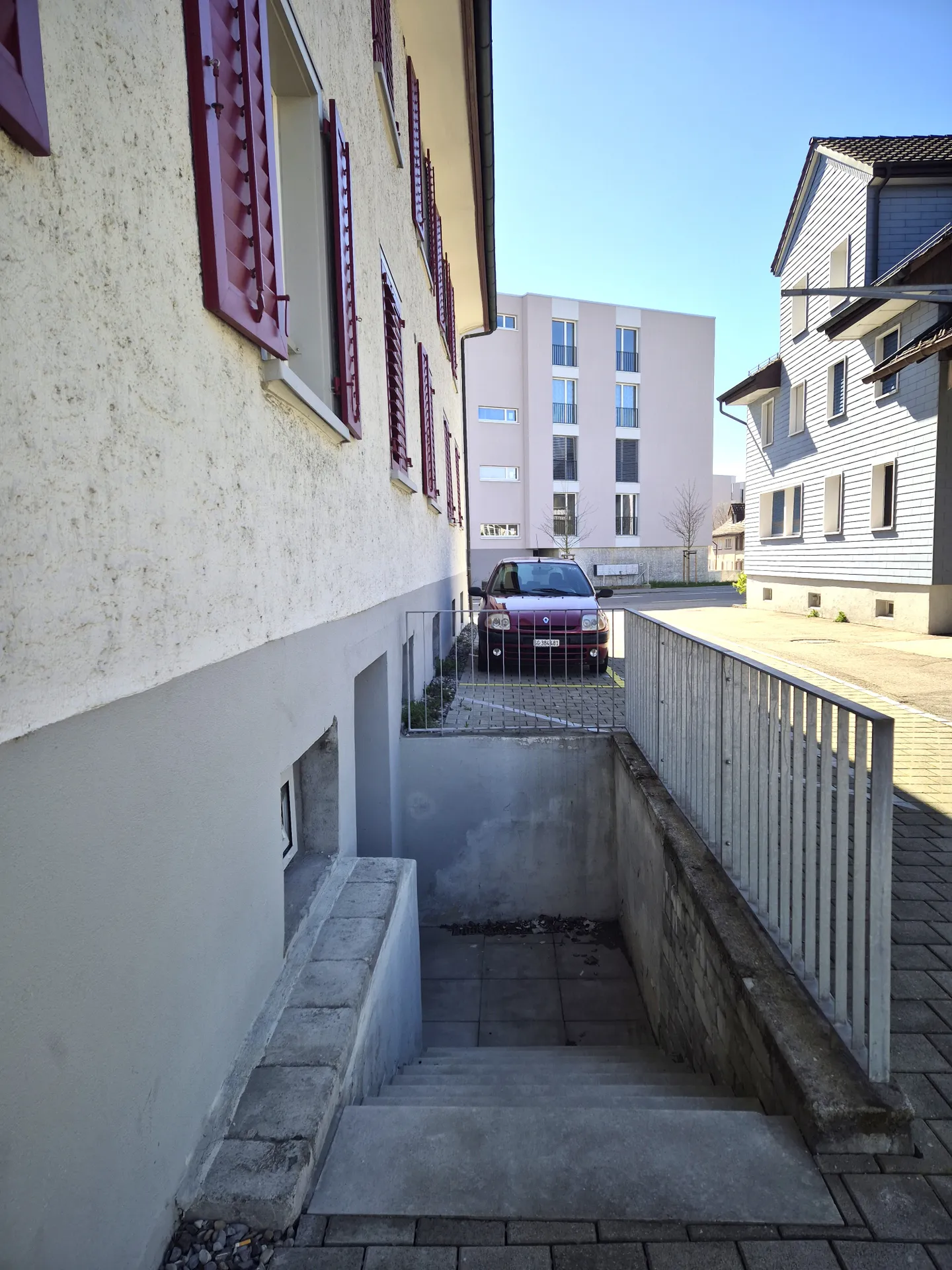 Vielseitige Lagerräume - Foto 2 von 10