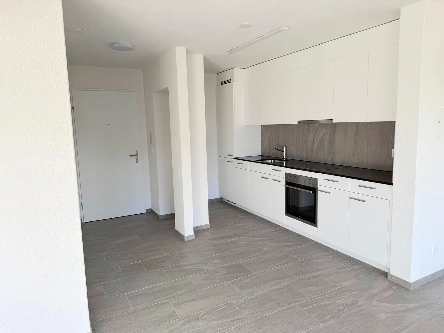Renovierte Wohnung mit Balkon - Foto 2 von 11