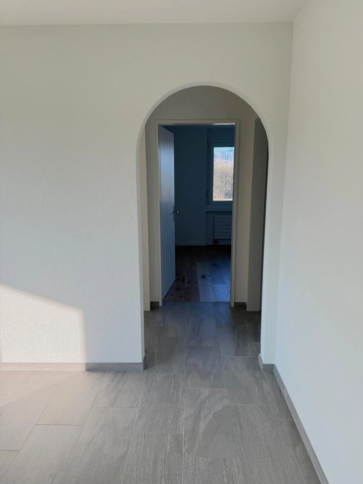 Renovierte Wohnung mit Balkon - Foto 4 von 11