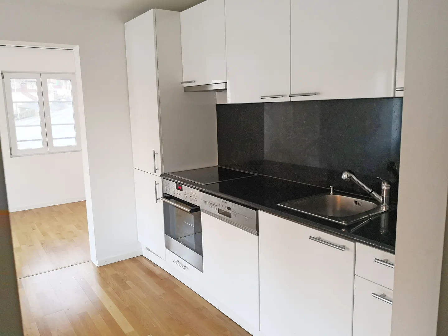 Beautiful 2.5-room apartment - Photo 2 of 10