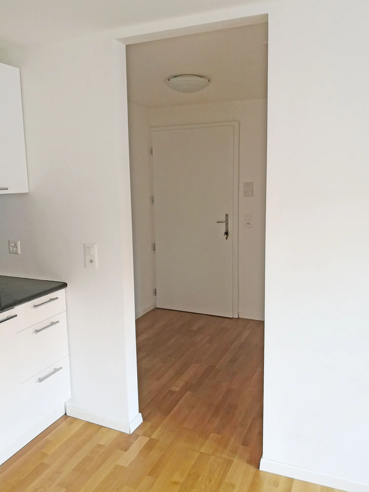 Beautiful 2.5-room apartment - Photo 3 of 10
