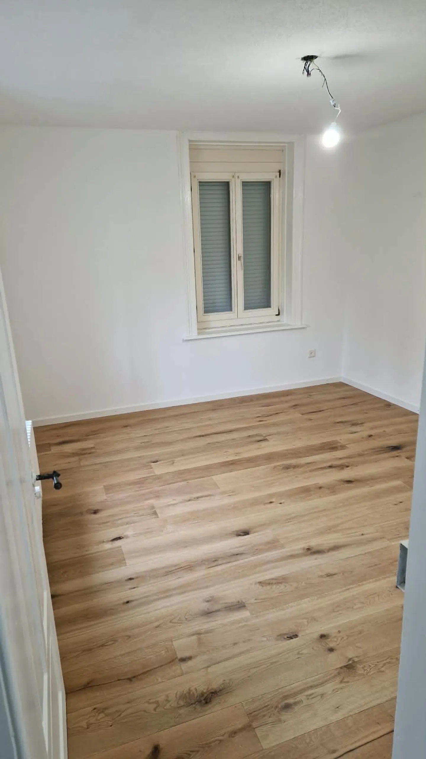 Erstbezug nach Totalsanierung  Moderne 4-Zimmer-Wohnung mit Balkon - Foto 6 di 9