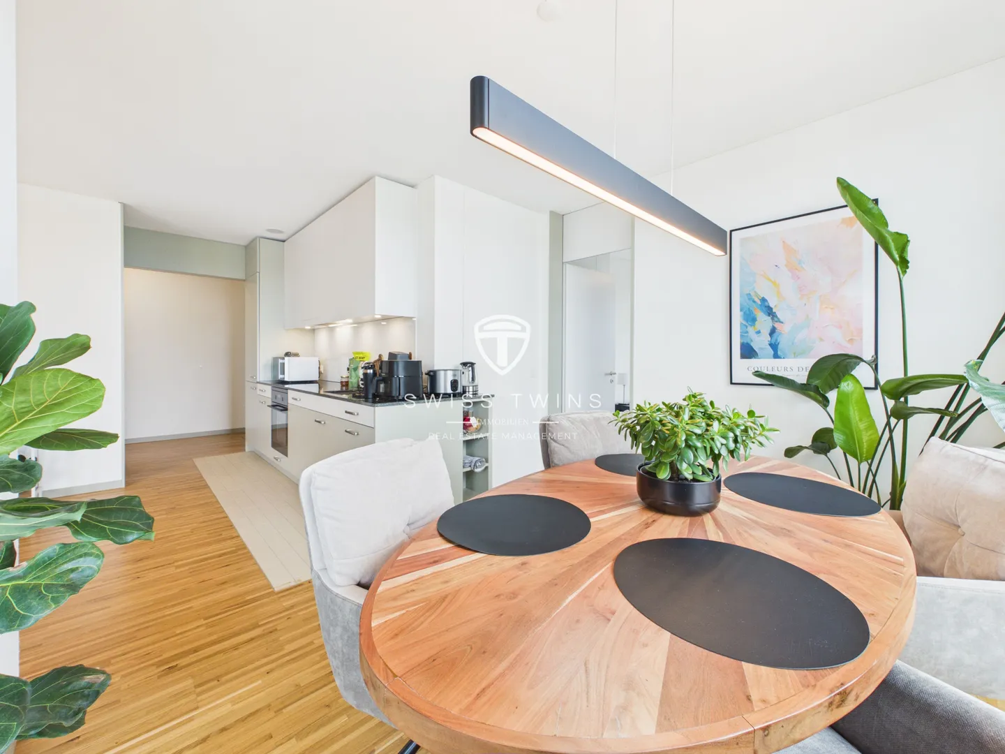 Appartamento nuovo di 3,5 locali con balcone a Dübendorf in affitto - Foto 3 di 13