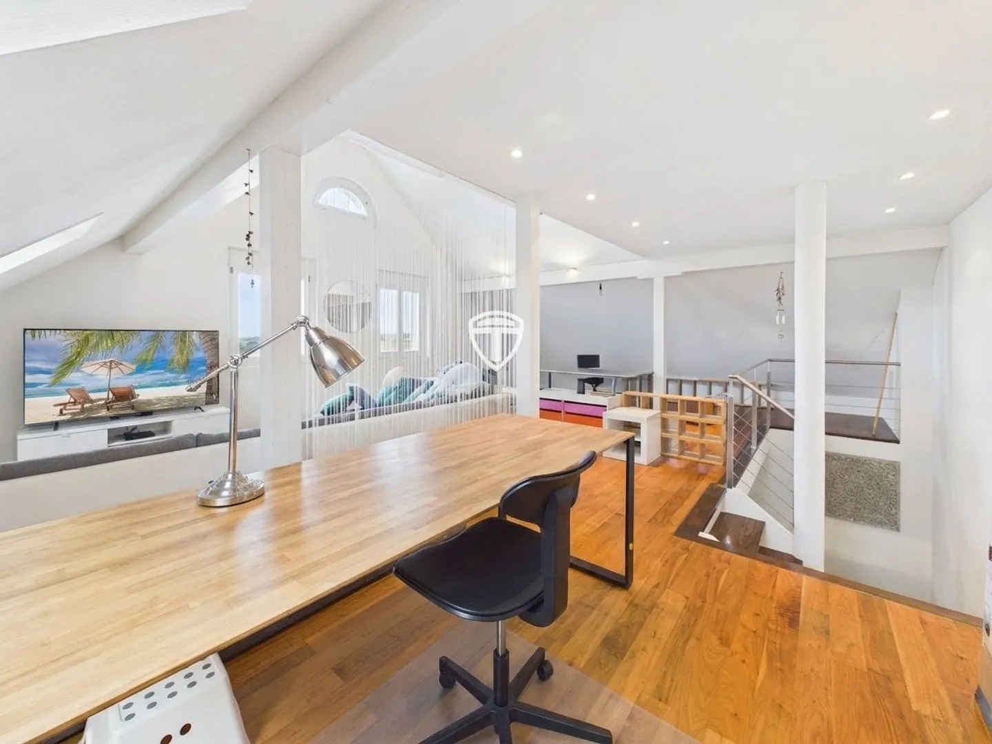 Bright 5.5-Room End Row House with Gallery Feeling in Ottikon near Kemptthal - Photo 3 of 13