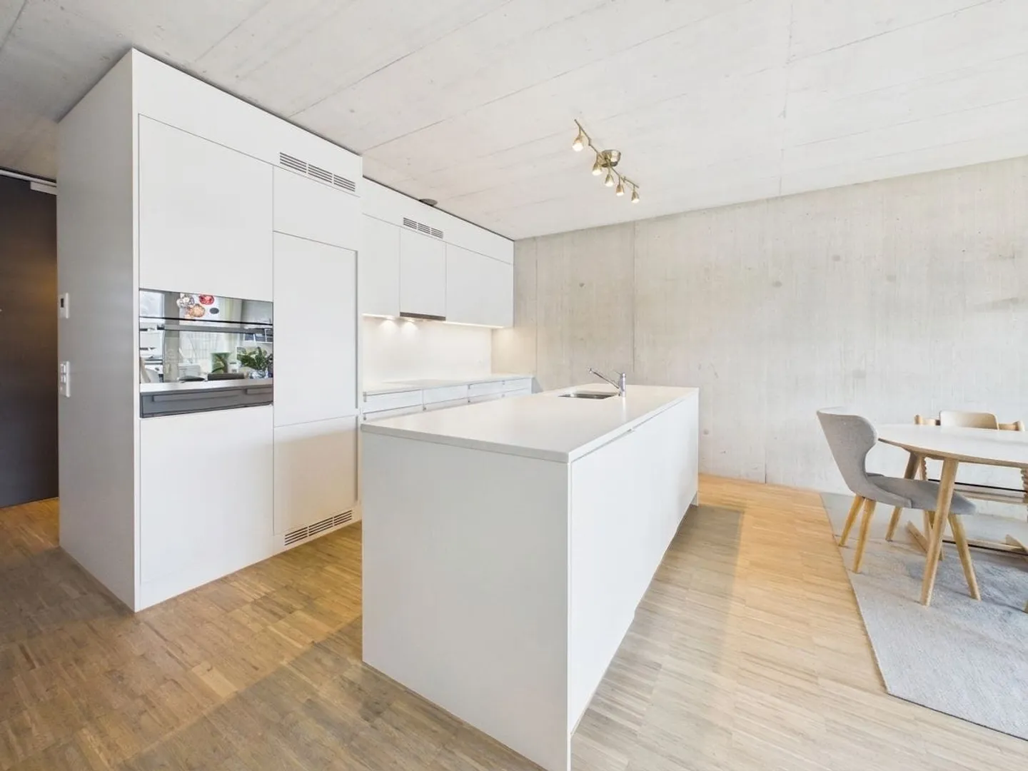 Helle Maisonette mit Dachgarten - Foto 3 von 13