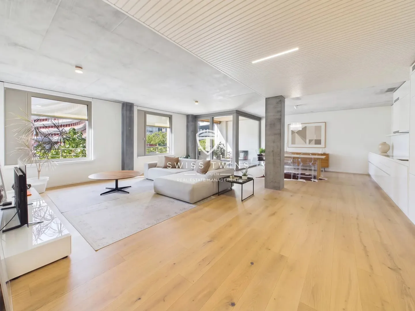 Appartement moderne de 2,5 pièces avec 98 m², loggia et salon sur le toit à Zurich Oerlikon - Photo 4 sur 13
