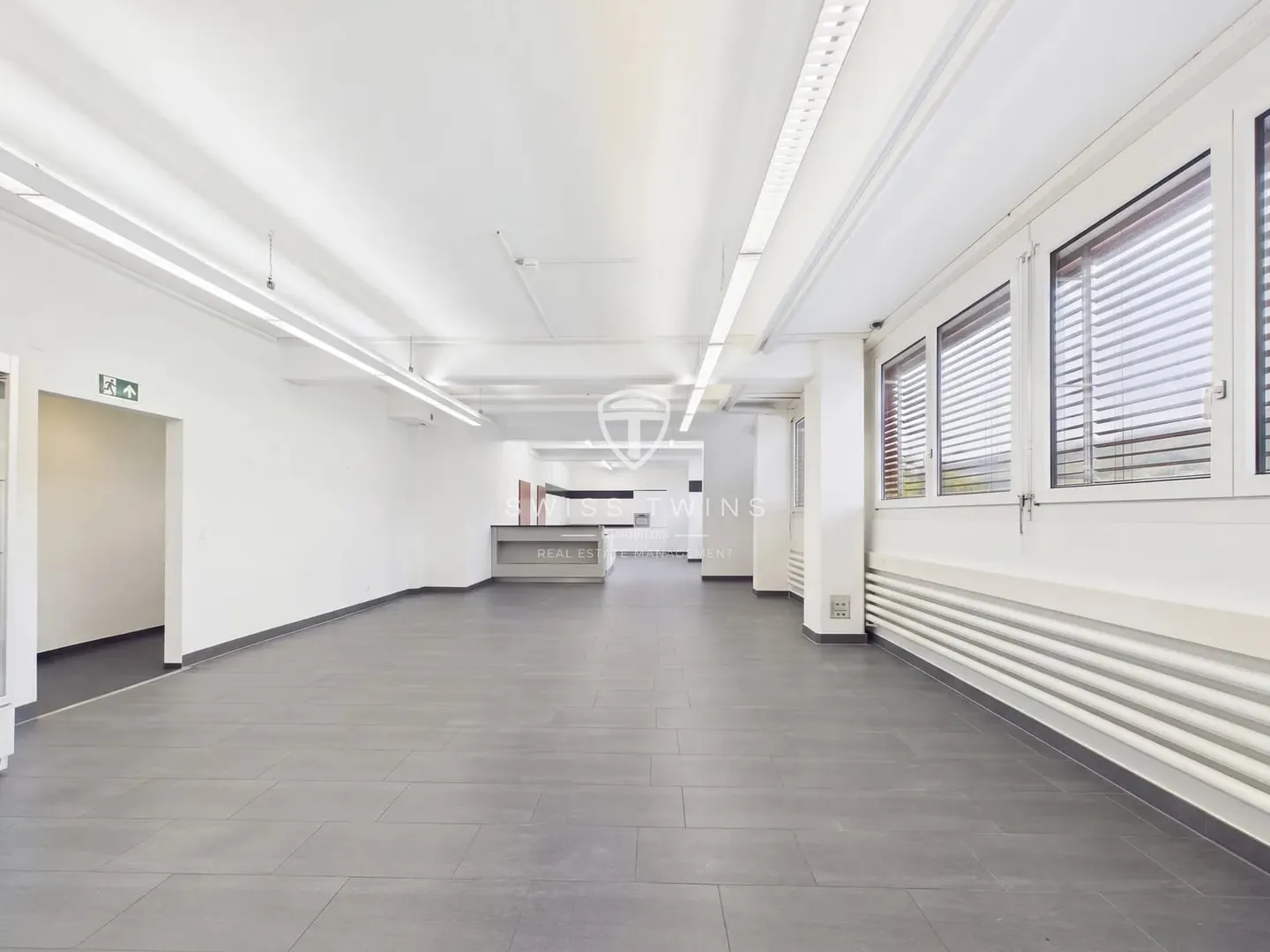 Votre nouveau site d'entreprise - 240 m² d'espace commercial à Oberweningen - Photo 2 sur 9