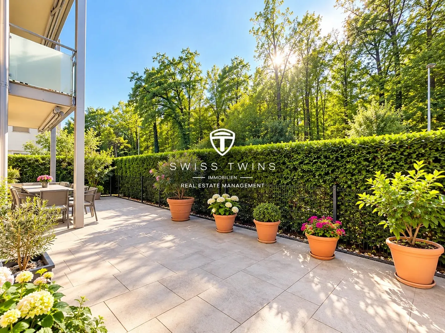 Sogno di famiglia a Bülach - Ampio appartamento con giardino di 4,5 locali con circa 100 m² di area esterna - Foto 9 di 13