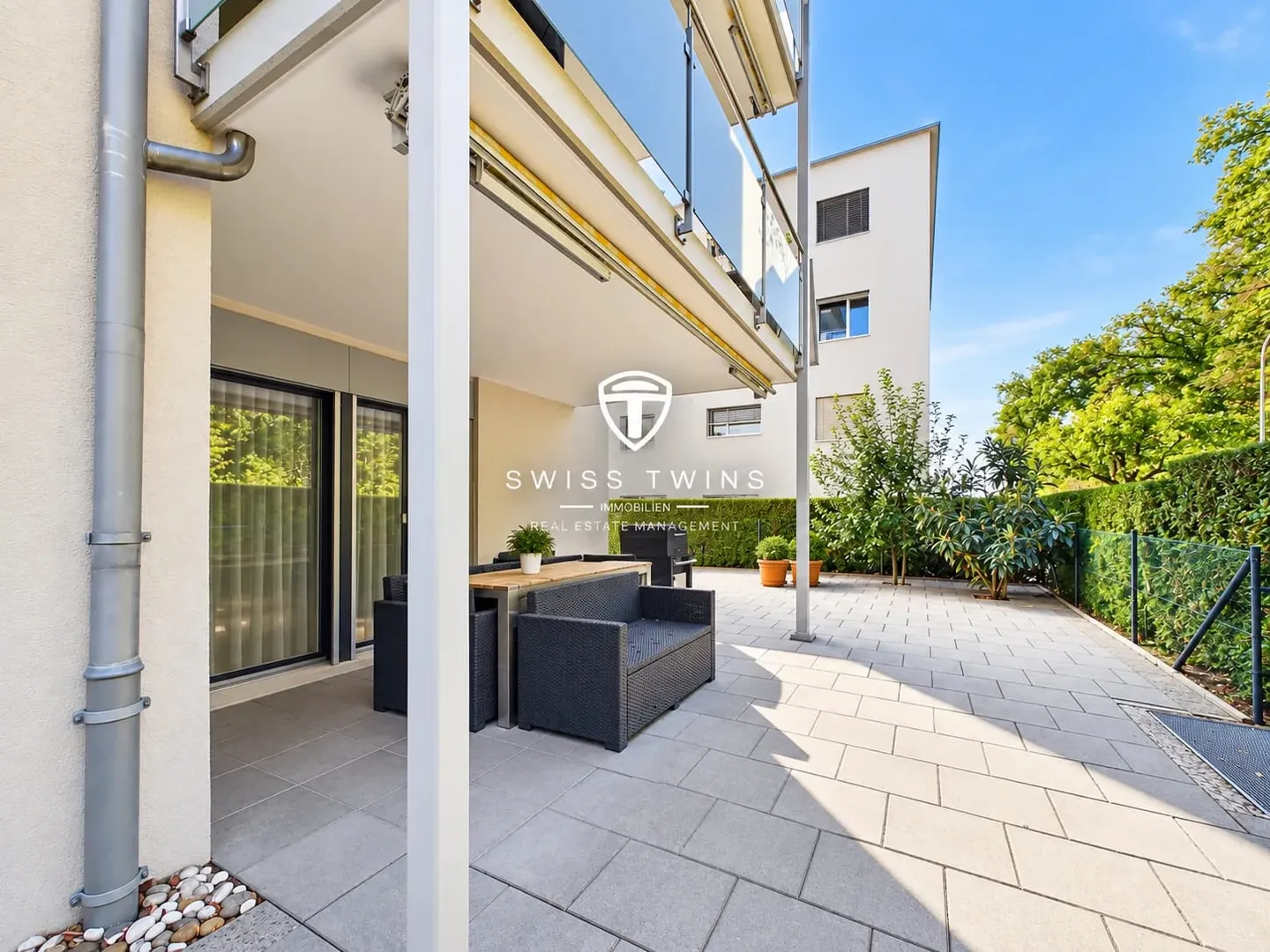 Sogno di famiglia a Bülach - Ampio appartamento con giardino di 4,5 locali con circa 100 m² di area esterna - Foto 11 di 13
