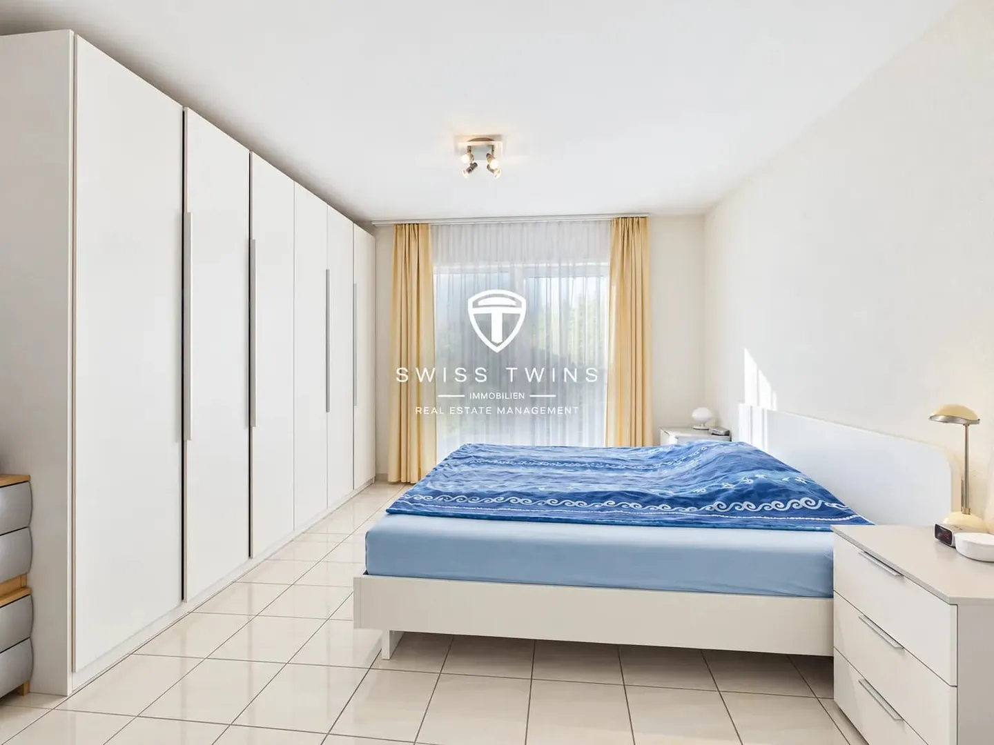 Sogno di famiglia a Bülach - Ampio appartamento con giardino di 4,5 locali con circa 100 m² di area esterna - Foto 8 di 13
