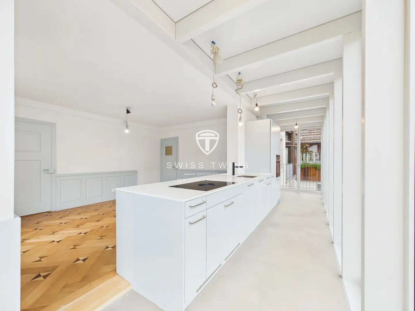 Charming 3.5-Room Apartment with Balcony in Weiach - Photo 1 of 13