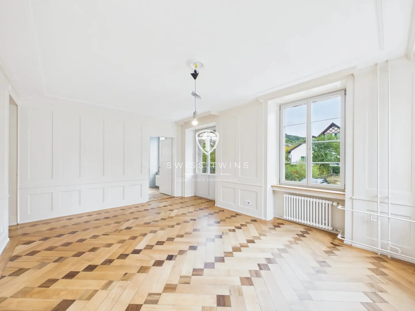Charming 3.5-Room Apartment with Balcony in Weiach - Photo 7 of 13