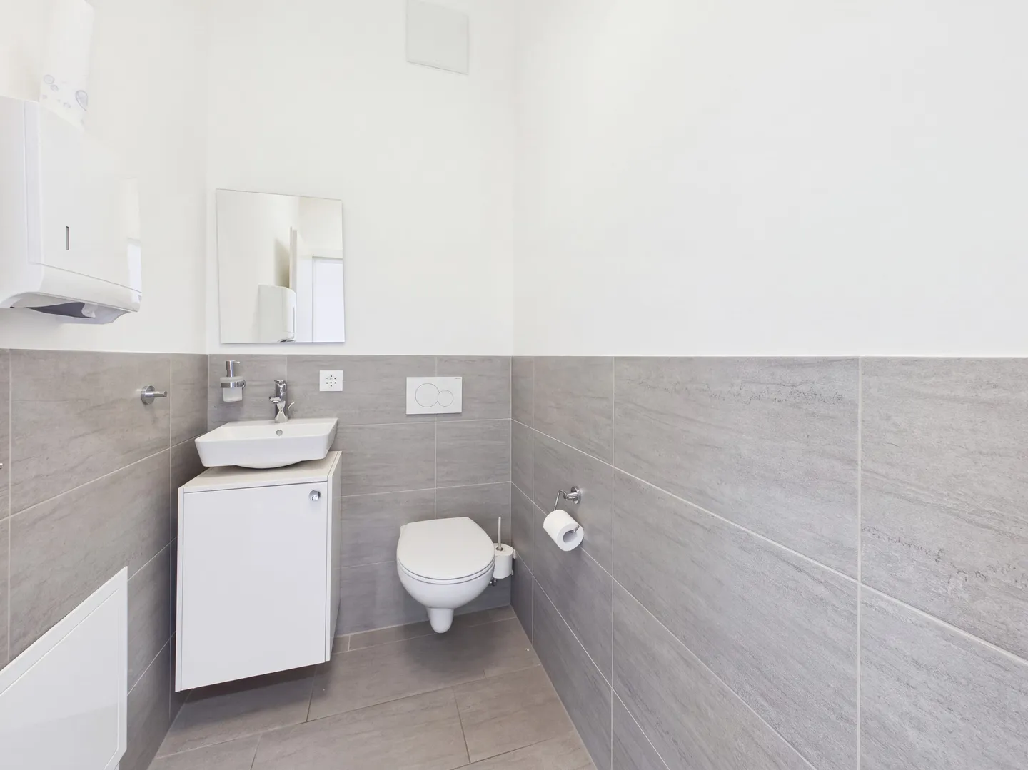 Moderno spazio ufficio/commerciale di 5,5 stanze in affitto a Baar - Foto 9 di 13