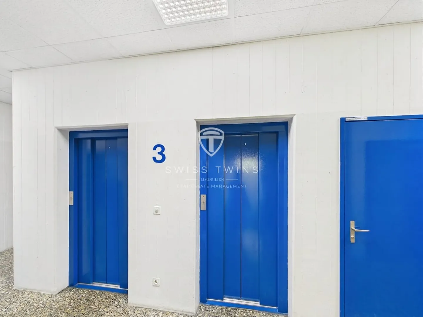 Bright commercial space 400 m² in Dietikon - flexible rental - Photo 10 of 13