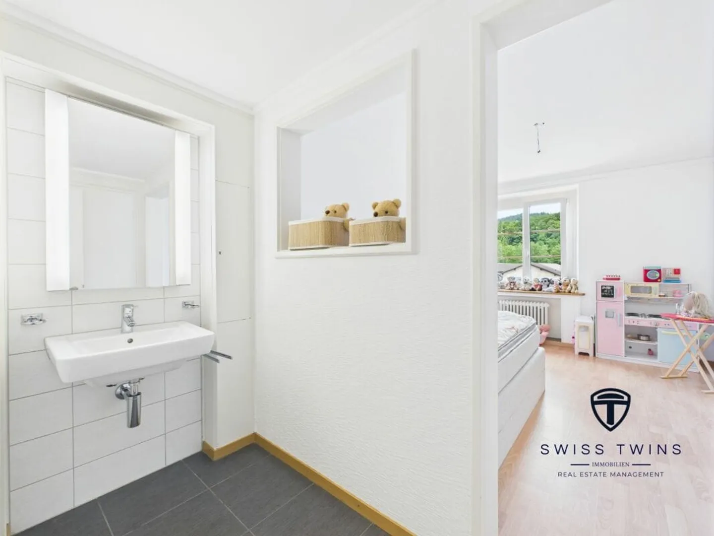 Ampio appartamento di 6,5 stanze con vista a Schüpfheim in affitto - Foto 6 di 11