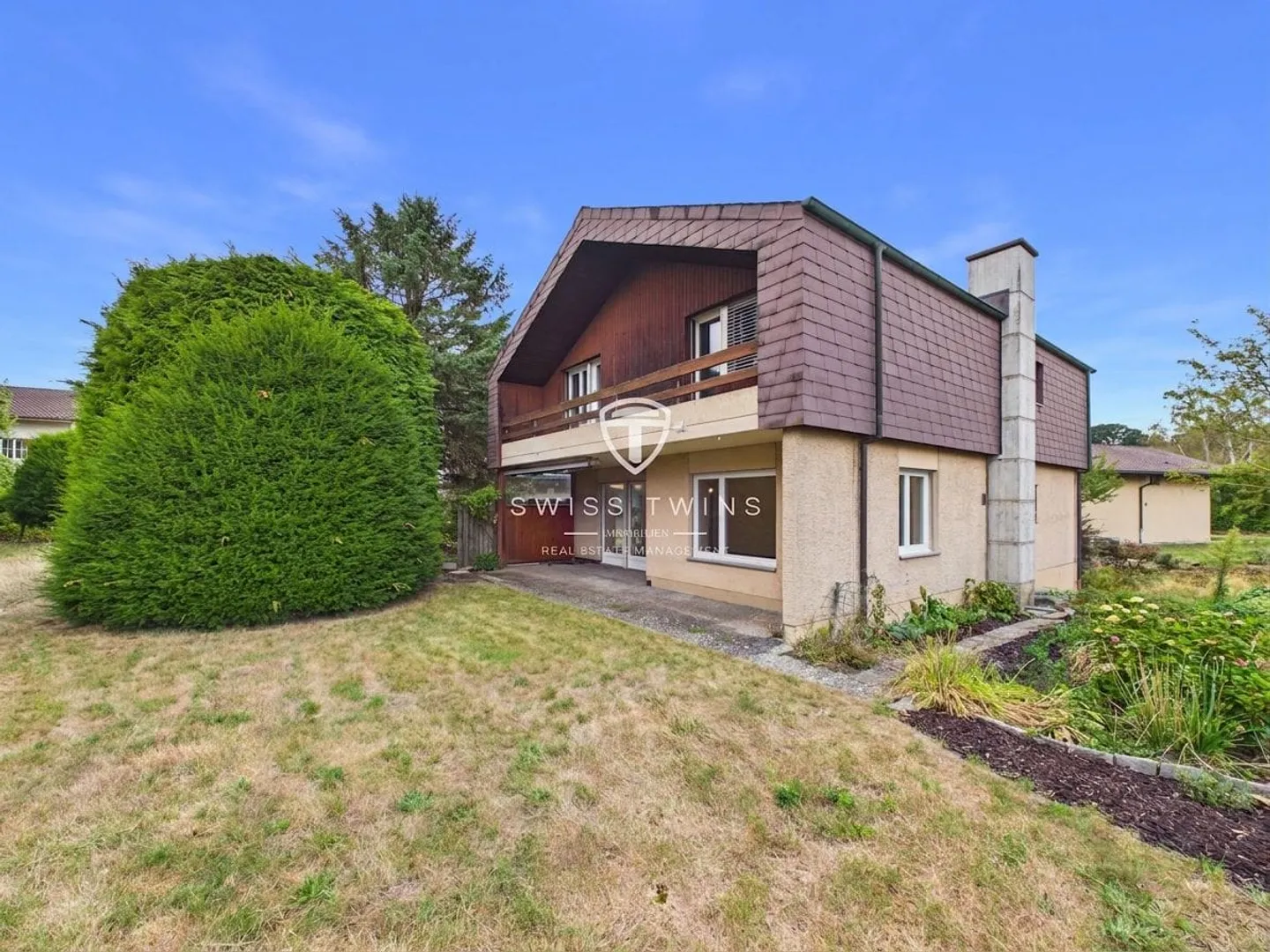Renoviertes Einfamilienhaus mit Garten - Foto 11 von 13