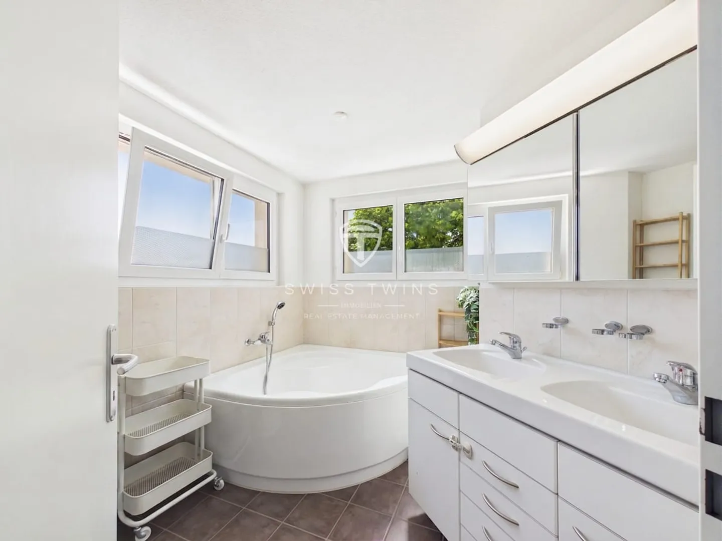 Casa unifamiliare di 5,5 stanze con giardino e padiglione a Hochfelden - Foto 10 di 13