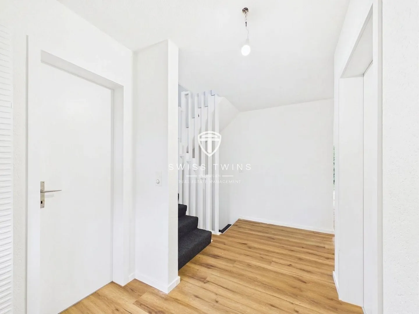 6.5-Zimmer-Einfamilienhaus mit Garten in Kirchlindach - Foto 3 von 13