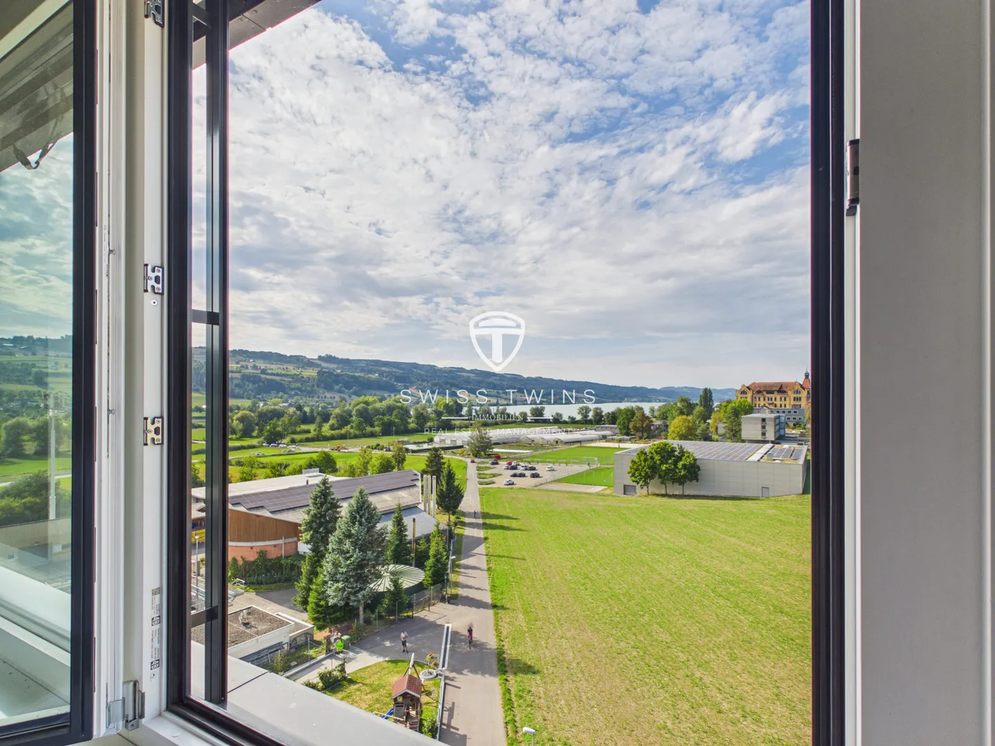Nouveau bâtiment : surfaces commerciales et de bureaux flexibles à louer à Hochdorf - Photo 12 sur 13