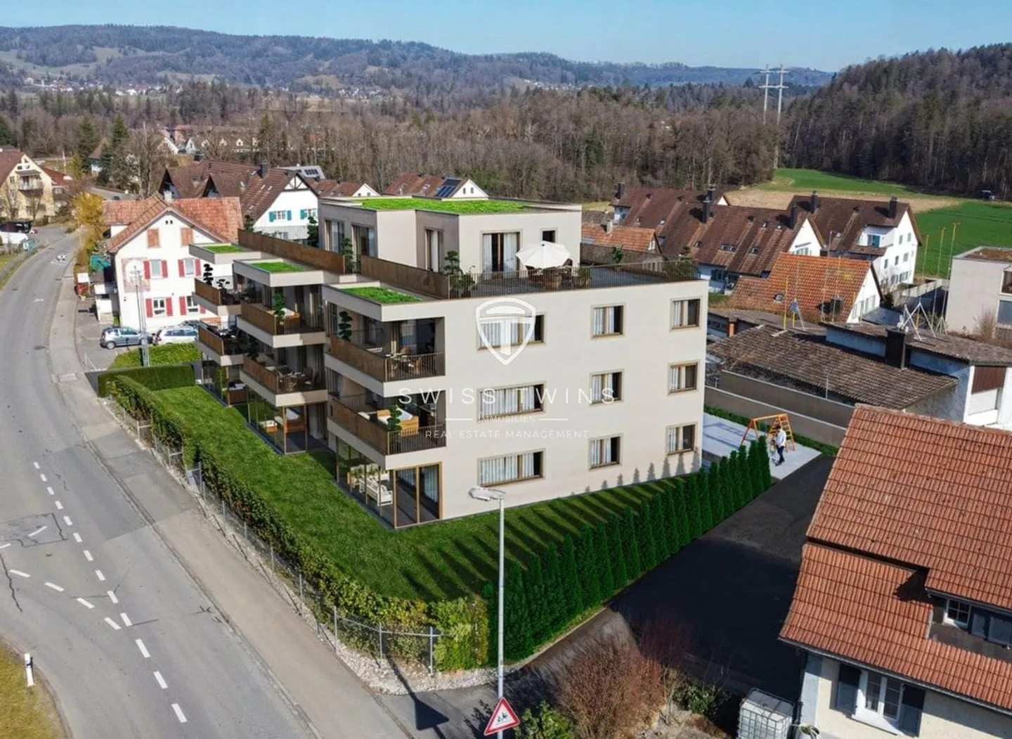 Prima occupazione Appartamento luminoso di 4,5 stanze con terrazza a Zweidlen - Foto 1 di 9