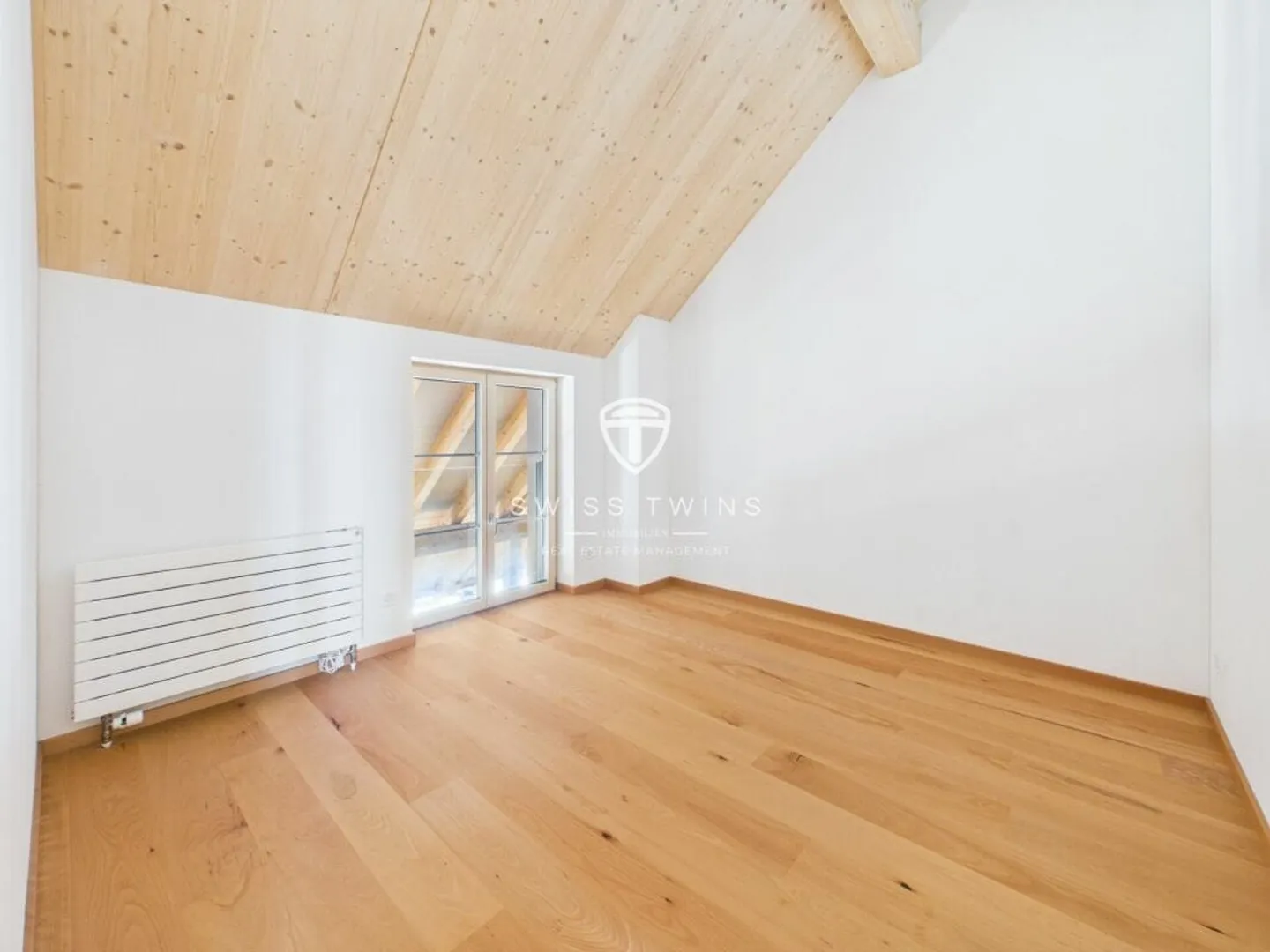 4.5-Zimmer-Maisonette mit Balkon und A-Energie in Schlatt ZH - Foto 10 von 13