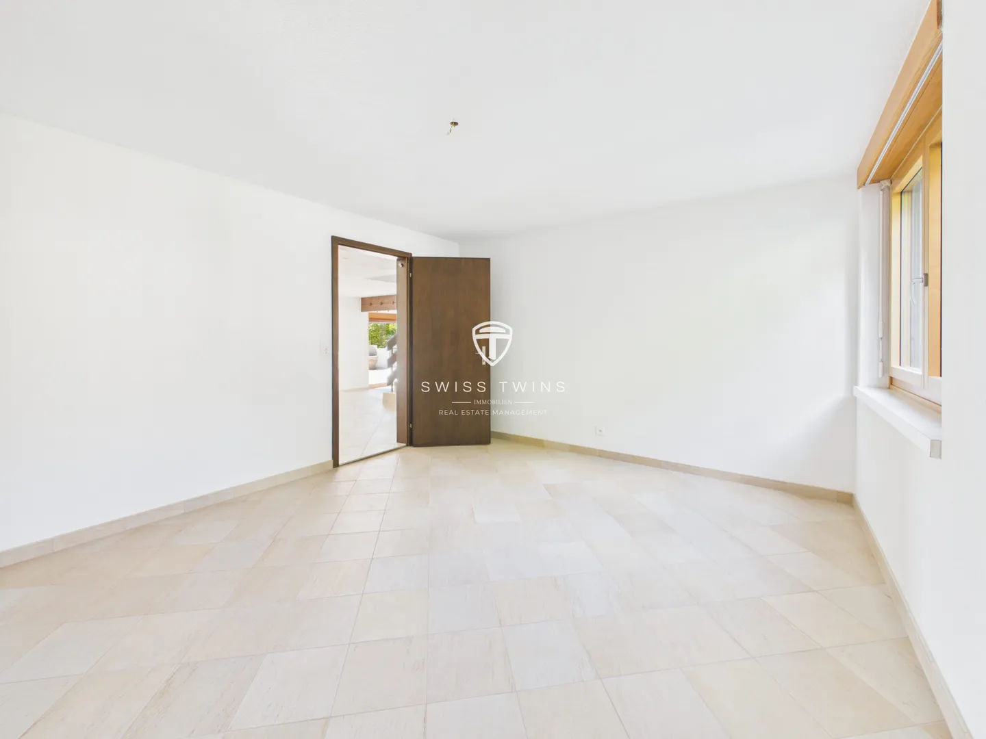 Appartement en terrasse de 6,5 pièces avec grande terrasse à Stallikon - Photo 7 sur 10