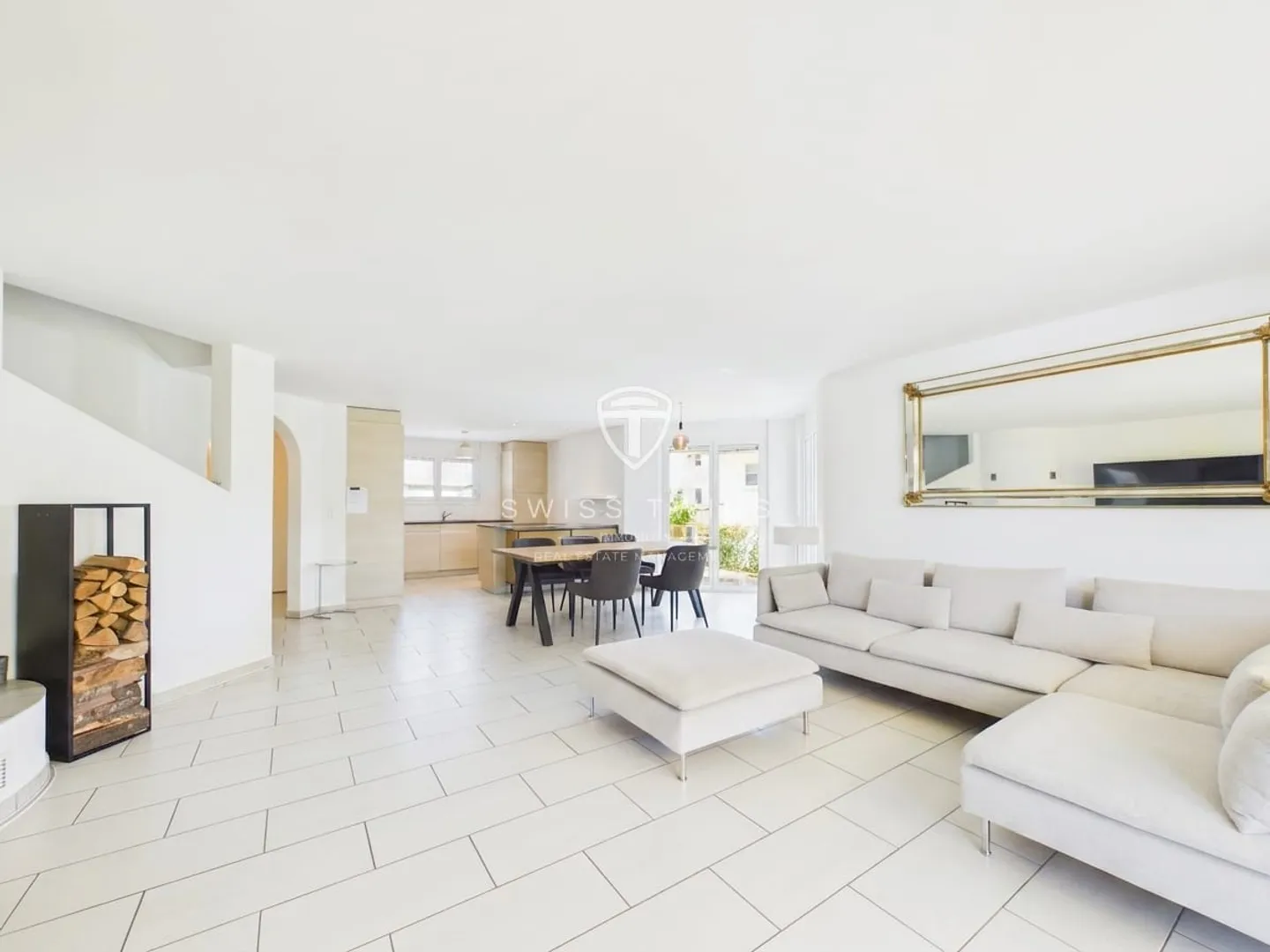 Casa unifamiliare di 5,5 stanze con giardino e padiglione a Hochfelden - Foto 3 di 13