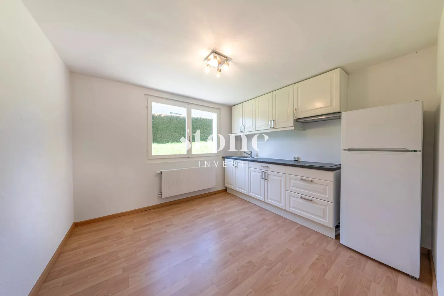 RARE: Magnificent renovated individual villa in Commugny with exceptional garden - Photo 9 of 12