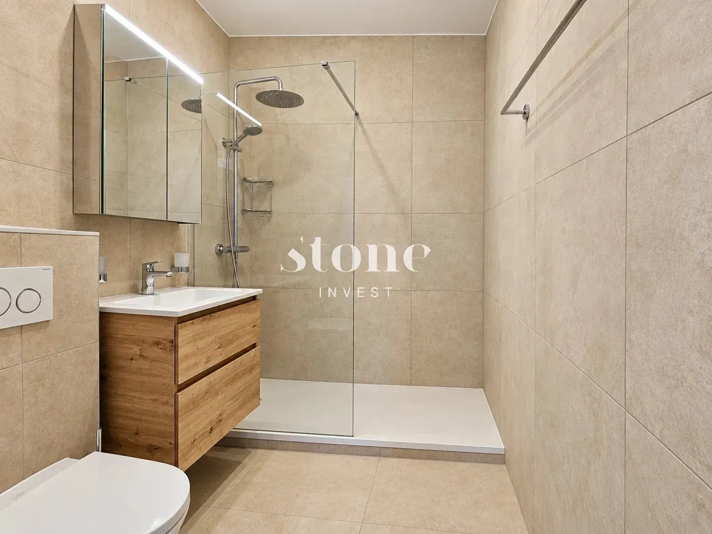 Superb 5-room crossing apartment fully renovated - Photo 7 of 8