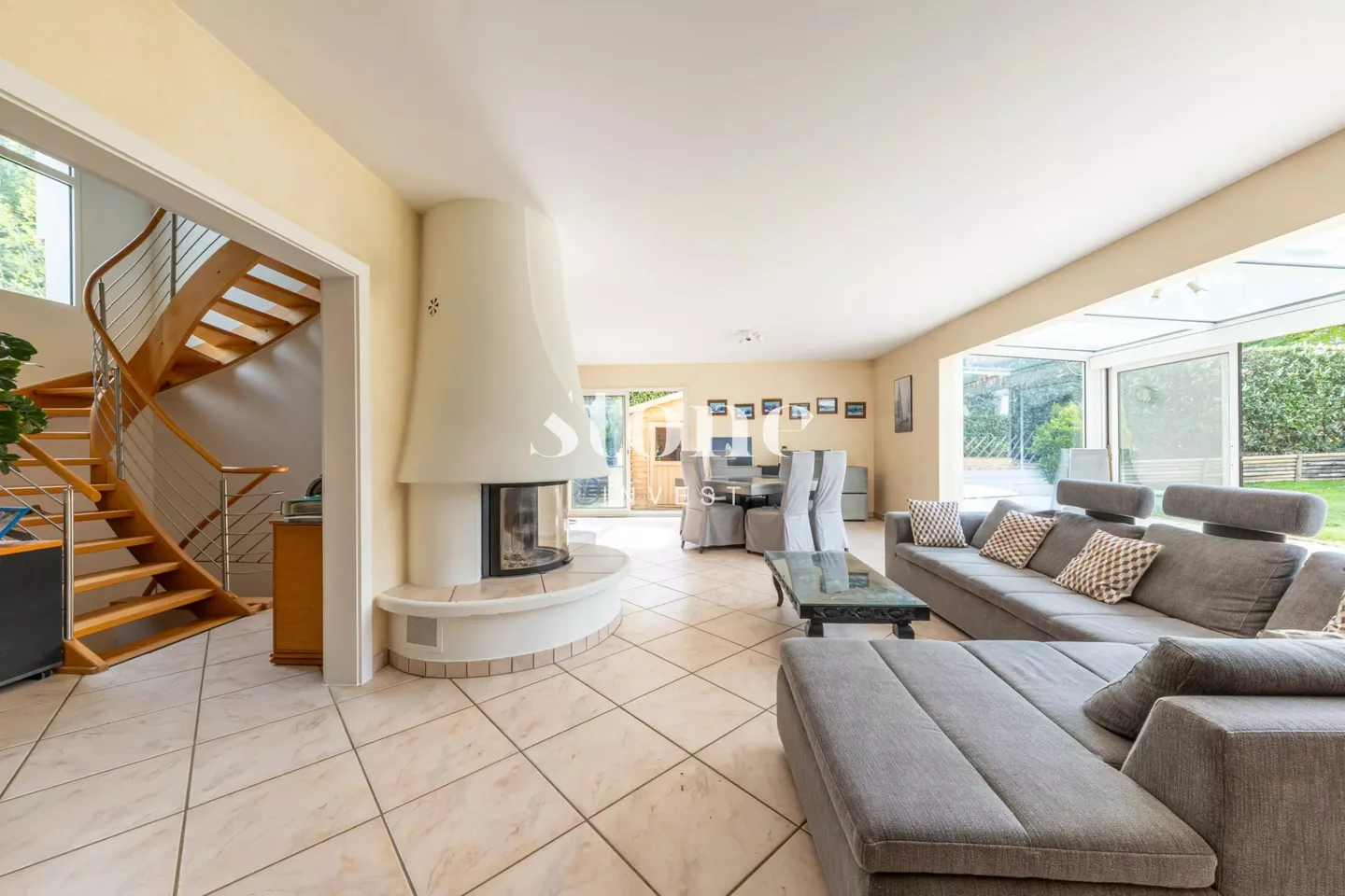 Charmante maison semi-individuelle - Photo 2 sur 10