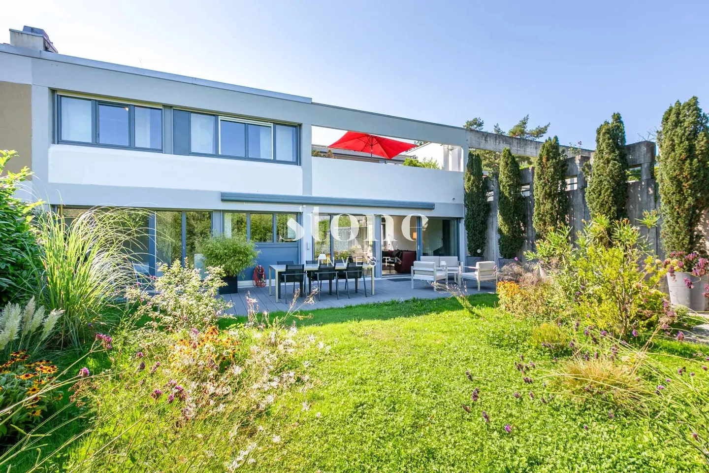 Rare à la vente, maison mitoyenne située à Onex - Photo 13 sur 13