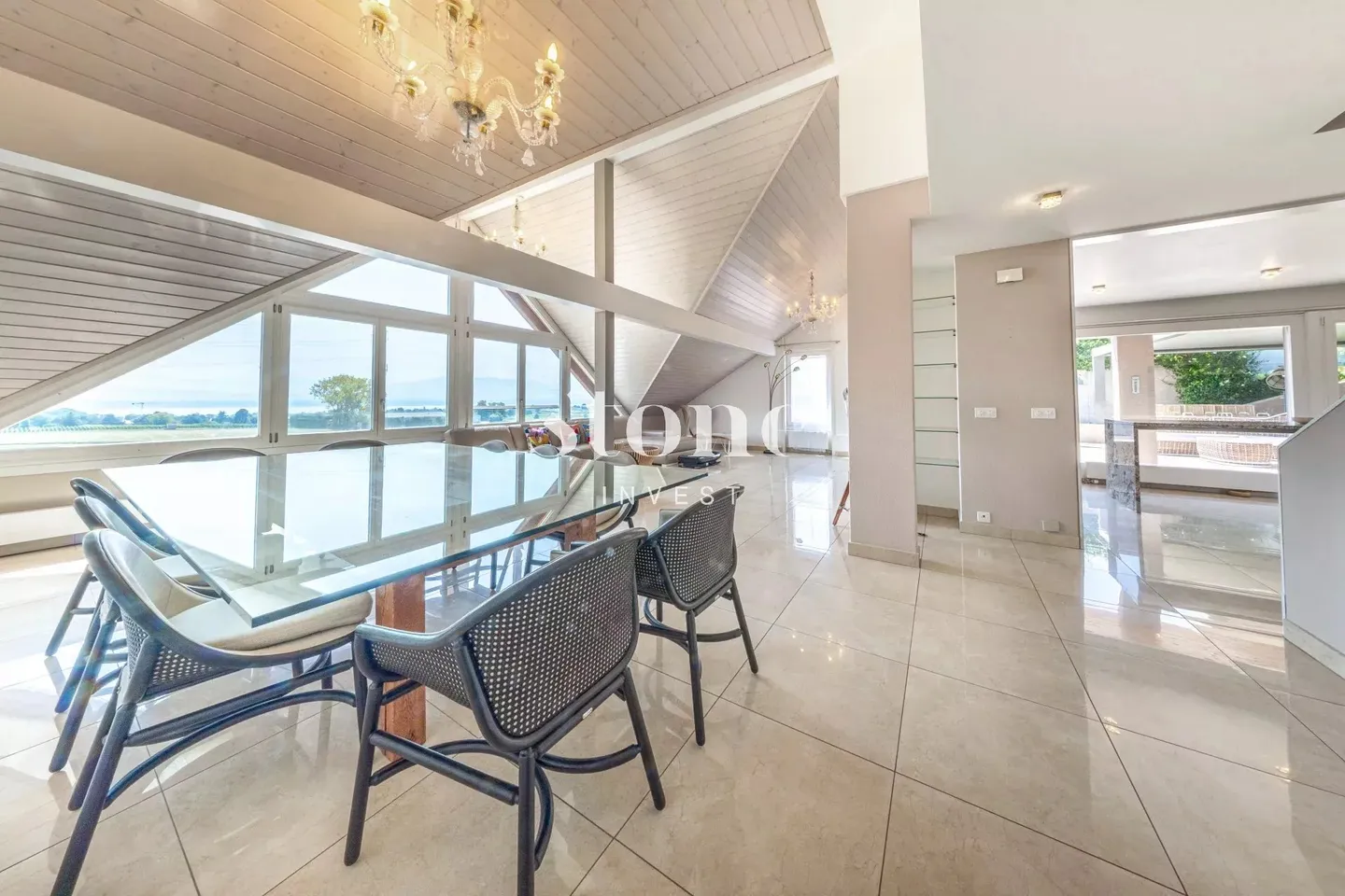 Casa con vista lago e 6 camere a Founex vicino alla Scuola Internazionale - Foto 1 di 13