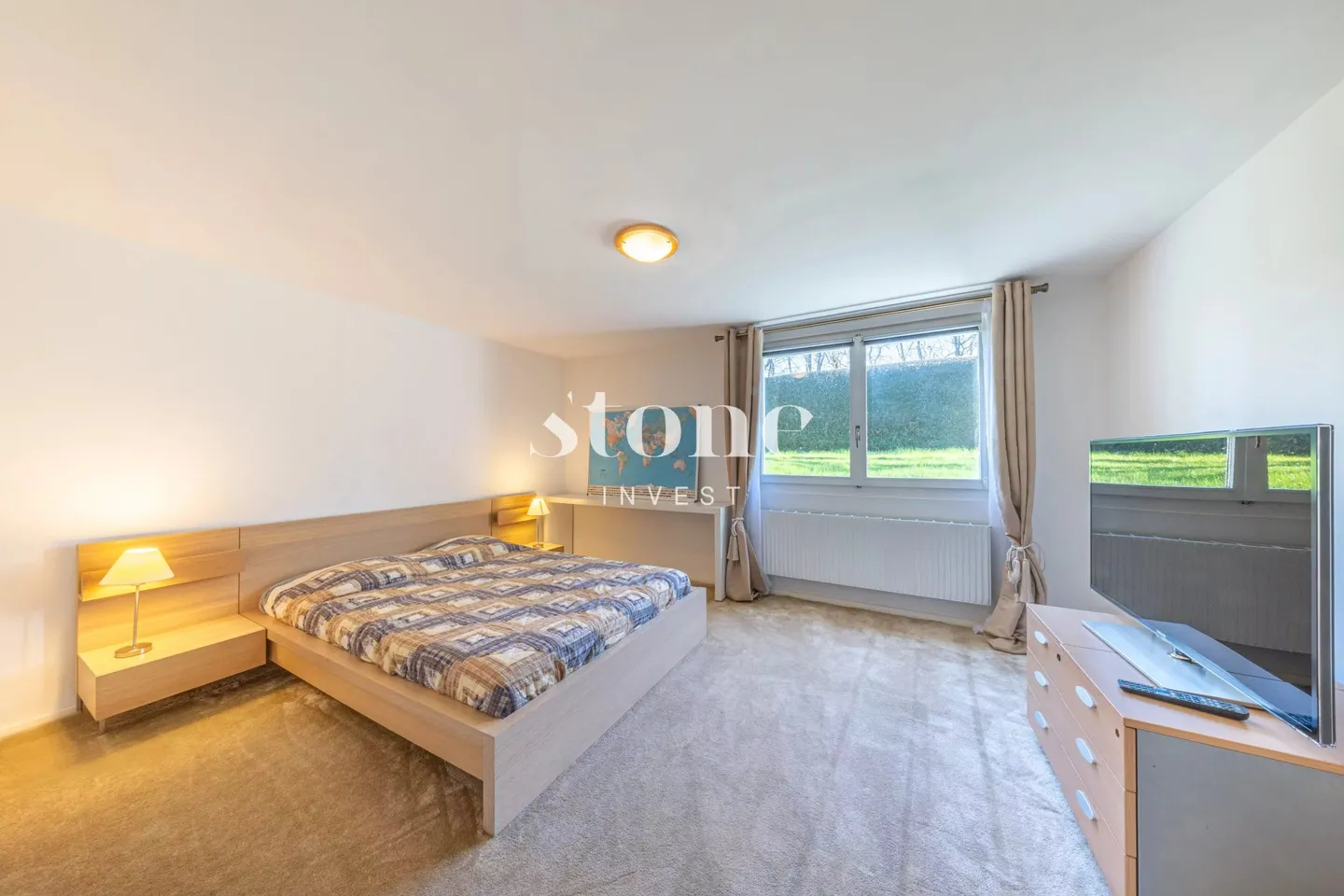 RARE: Magnificent renovated individual villa in Commugny with exceptional garden - Photo 11 of 12