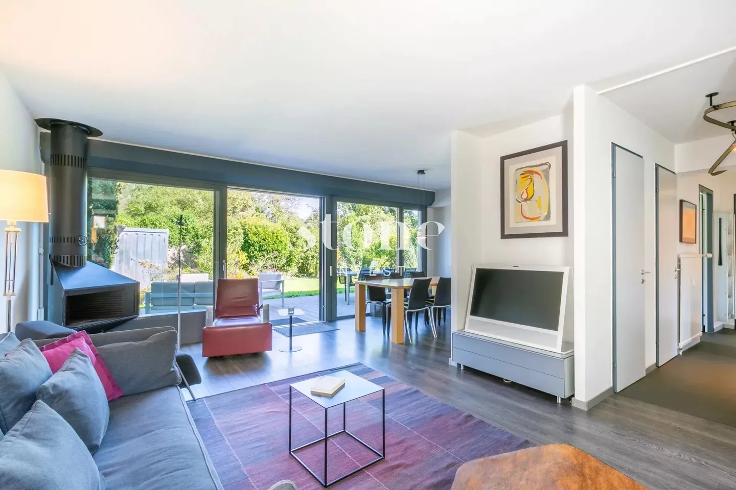 Rare à la vente, maison mitoyenne située à Onex - Photo 1 sur 13