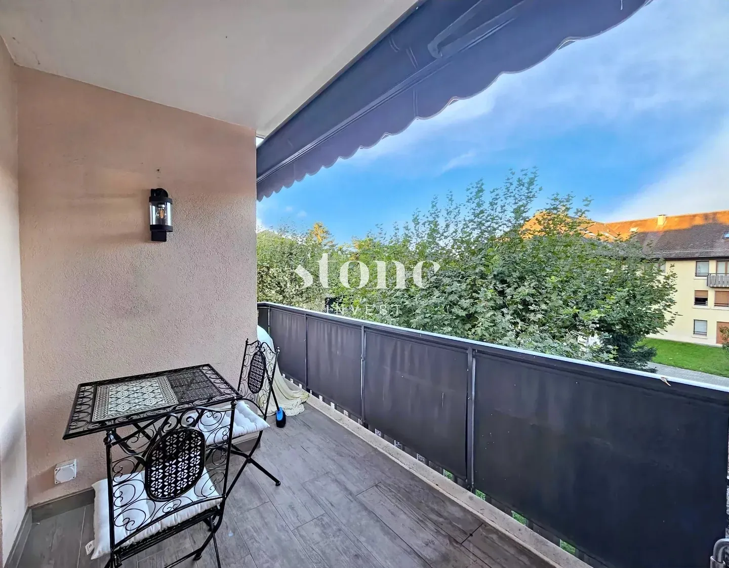 Superb 5-room apartment with balcony and loggia - Photo 6 of 13