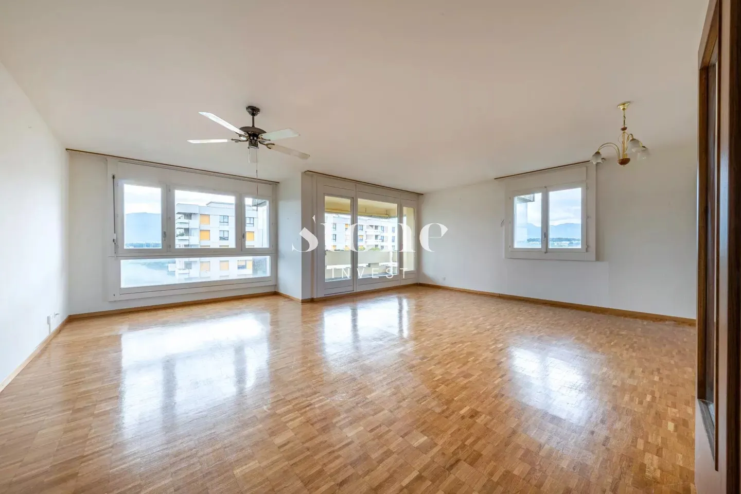 CASATAX! 4 camere, luminoso, 161m2! - Foto 1 di 11
