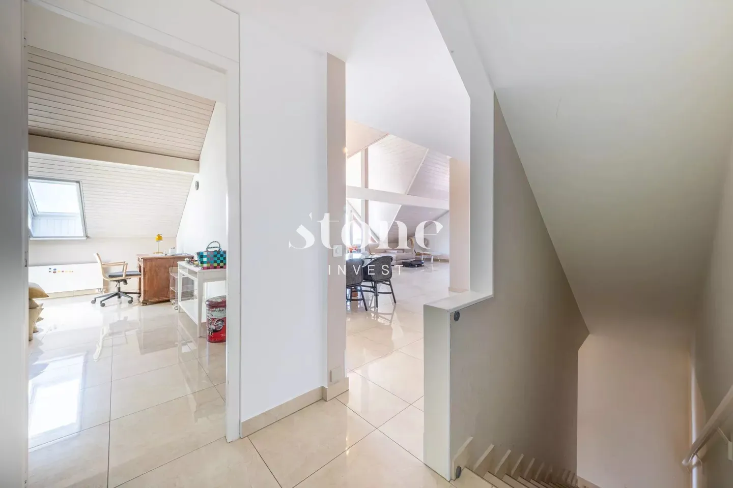 villa eccezionale di 230m2 con vista sul lago e sulle Alpi - Foto 6 di 12