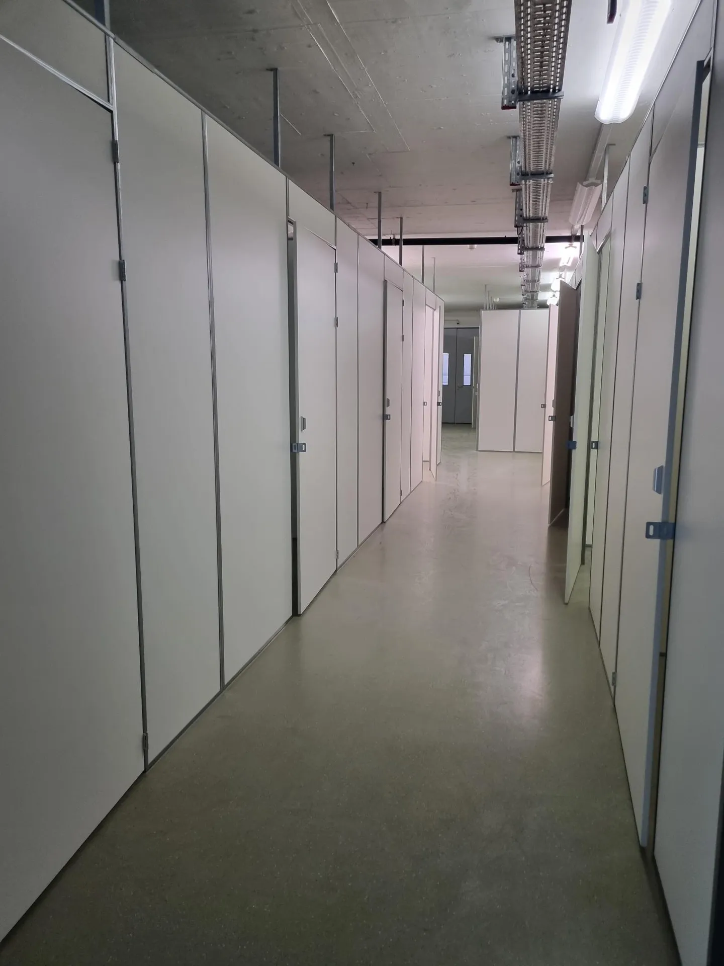 Self Storage Boxen in Wetzikon - Foto 3 von 5