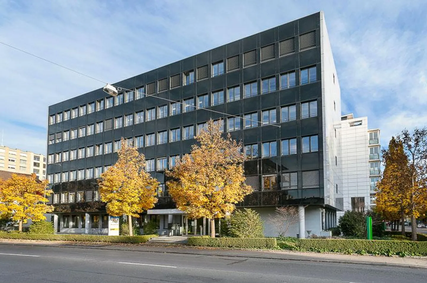 Il tuo magazzino vicino alla stazione di Winterthur - Foto 1 di 4