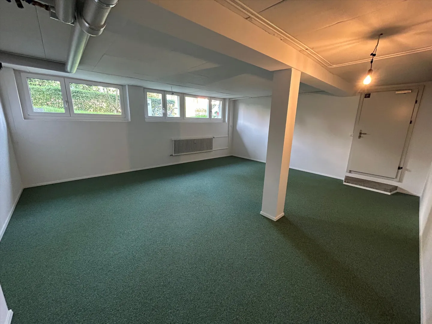 Salle de bricolage à Thun - Photo 3 sur 4