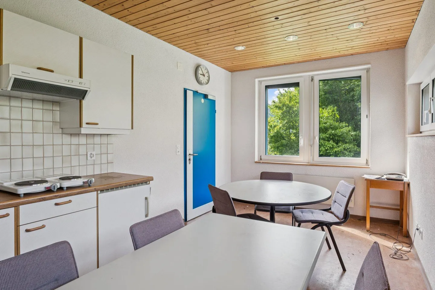Space, Freedom &amp; Alpine View – Your New Area in Glarus - Photo 5 of 10